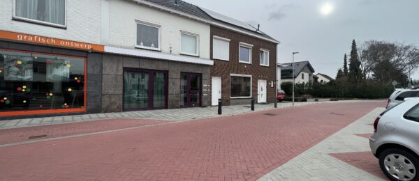 Oirsbeek, Provenciale weg zuid 104